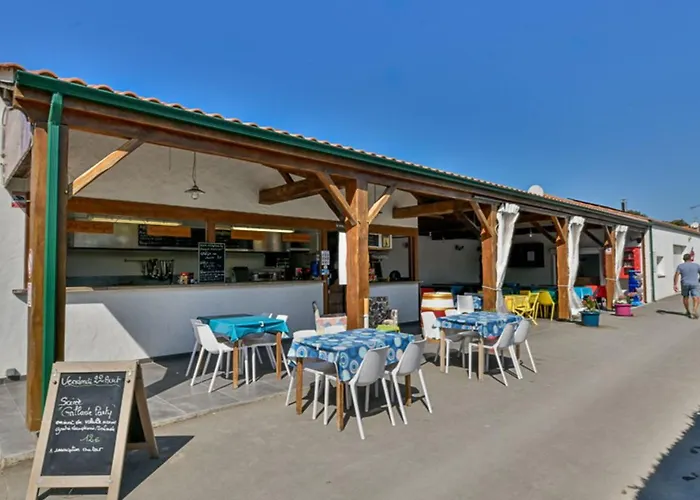 Mobil Confortable Avec Terrasse A - Api-1-52-516 キャンプ場 *