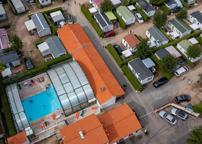 Mobil Confortable Avec Terrasse A - Api-1-52-516