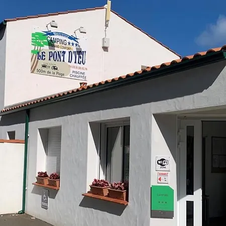 Mobil Confortable Avec Terrasse à - Api-1-52-516 Campeggio Notre-Dame-de-Monts