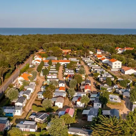 Campeggio Mobil Confortable Avec Terrasse à - Api-1-52-516 Notre-Dame-de-Monts